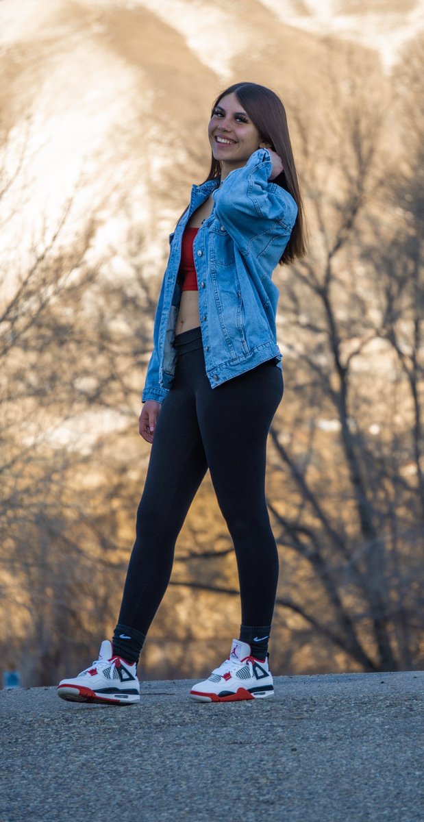 jaminallley's tweet photo. Hi everyone!! Weather is finally getting warmer and things are getting greener so I thought I’d share it out on here that I’ve got some openings for some photo shoots!! If you want my available dates ❤️ this or DM me! Here is some of my work and go follow my insta @ jmc_photosss https://t.co/CmFZbga1sn