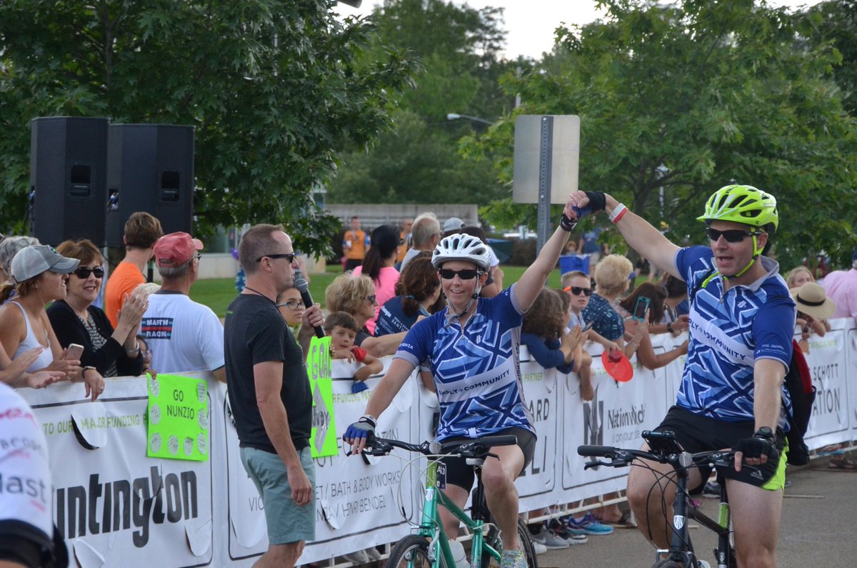 SCpeloton's tweet photo. High five for @Pelotonia and Simply Community because it's National High Five Day! #SimplyCommunity #OneGoal https://t.co/NsGTbrdjiO