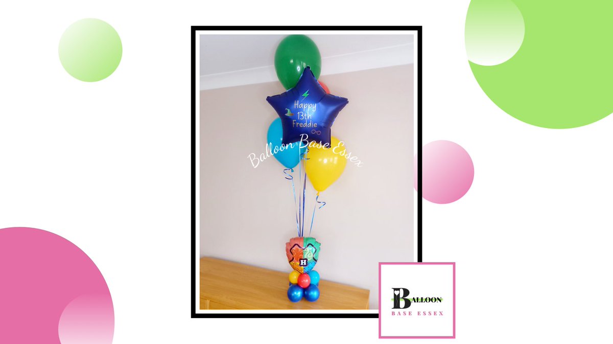 Feeling pleased with myself after creating this fab table centrepiece 🤩

#Balloons #teenager #partytime