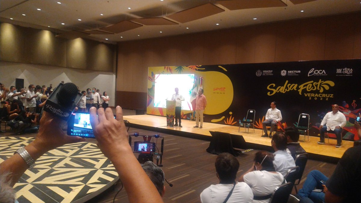 <a href="/Nklabe/">Nklabe</a>, la India, <a href="/titonieves/">pepe</a> , @losvanvandecuba @sonoracarruseles, <a href="/jerry_rivera/">Jerry Rivera</a>, <a href="/Diegomoran/">Diego moran</a>  , <a href="/VictorManuelle/">Víctor Manuelle</a> y <a href="/OscarDLeon/">Oscar D' Leon</a> , elenco del salsa fest2022 en <a href="/_BocadelRio/">Boca del Río</a>