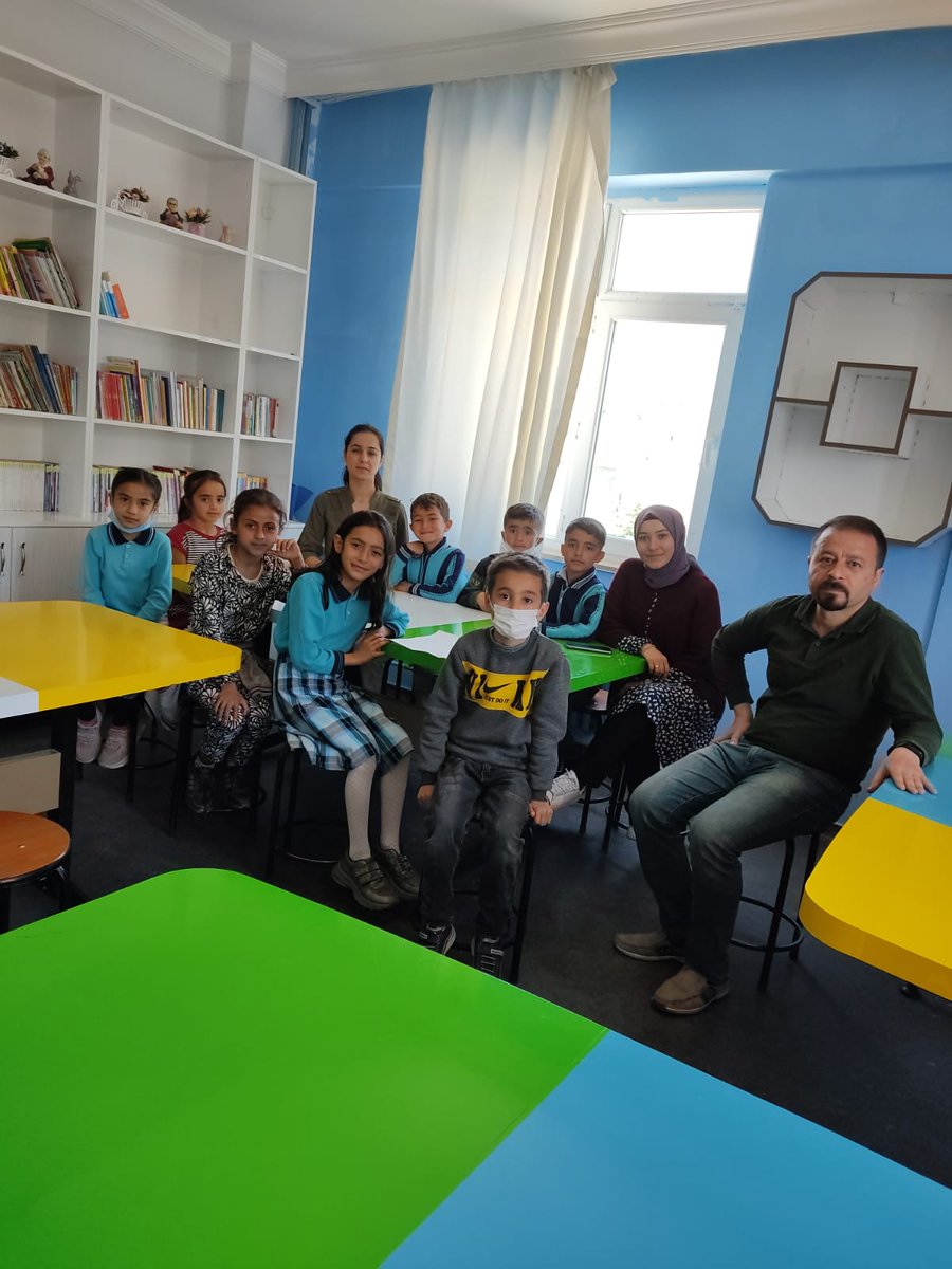 23 Nisan Ulusal Egemenlik Ve Çocuk Bayramı dolayısıyla Gazişehir Okul Öğrenci Meclisimiz demokrasi ve adalet gündemiyle toplandı
#gazişehiröğrencimeclisi
<a href="/gul_davut/">Davut GÜL</a> #gazişehirmeclis #Gaziantep #23Nisan