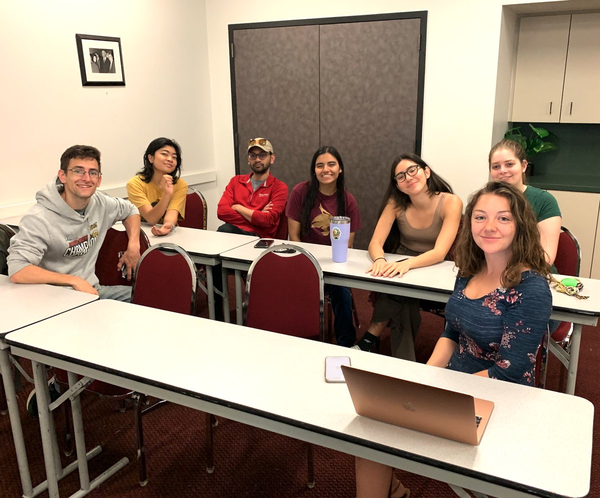 texcroc's tweet photo. Fantastic job by #RDZLab undergrad Tori Molis on her #TXSTHonors Thesis presentation! She's using #nanopore sequencing to look at amphibian mitogenomes. #txstbio #txst #LatinxPI 🐸🧬🐸🧬 https://t.co/EAOqqYQLfC