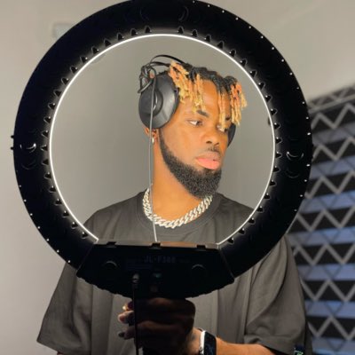 slaysexy's tweet photo. #NewProfilePic https://t.co/VxbFfo9qlc