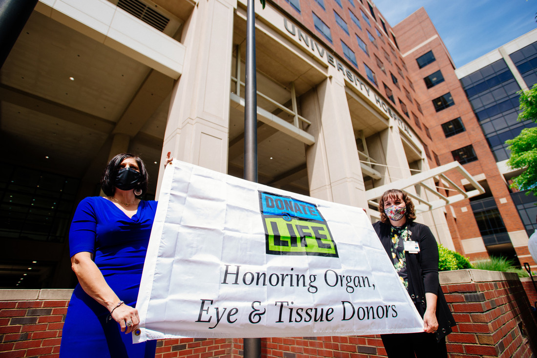 Tomorrow is Wear Blue and Green Day in honor of #DonateLifeMonth! We hope everyone will tag us in their photos and use the hashtag #LegacyofHopeAL. @UAB_TEAM @uabmedicine @UABHeersink #Transplant