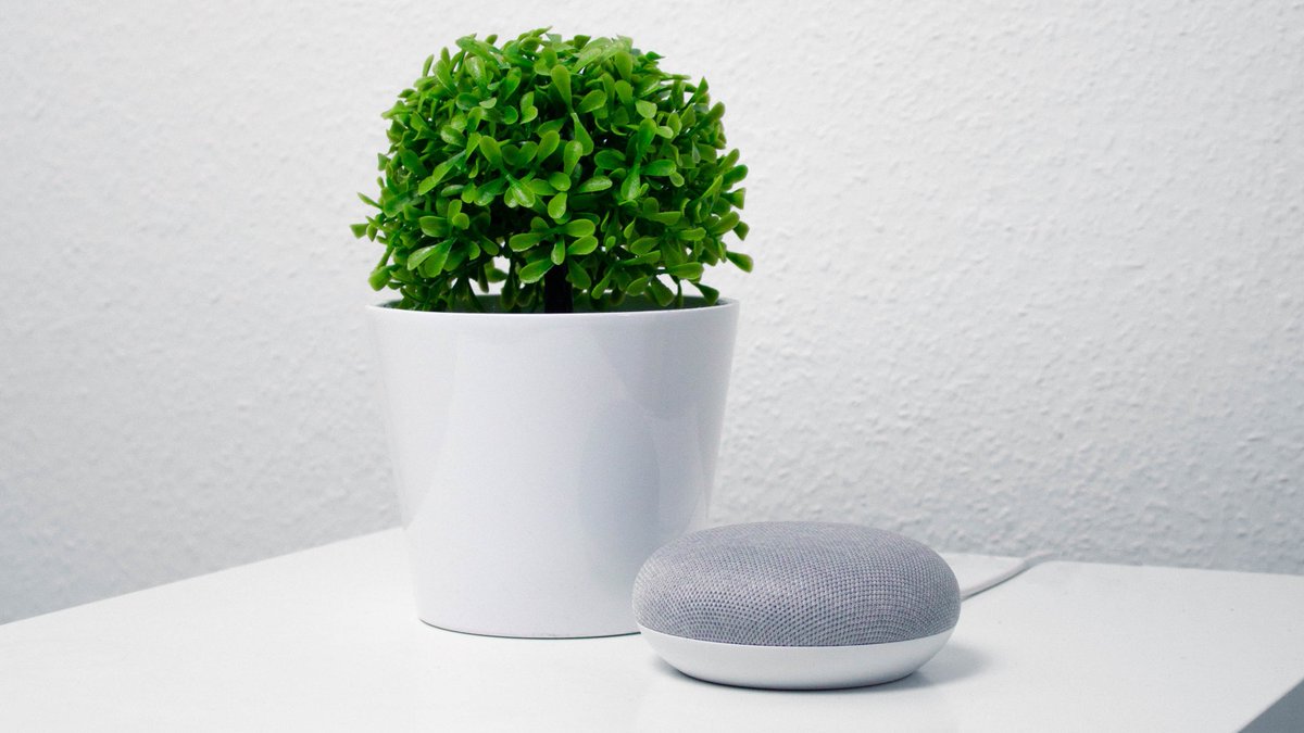 Das <a href="/HotelSternChur/">Hotel Stern Chur - swiss historic</a> blickt in die Zukunft und startet ein Pilotprojekt für #Sprachassistenten in Hotelzimmern. Davon soll auch der <a href="/Graubunden/">Graubünden</a> Tourismus profitieren. dlvr.it/SP02db