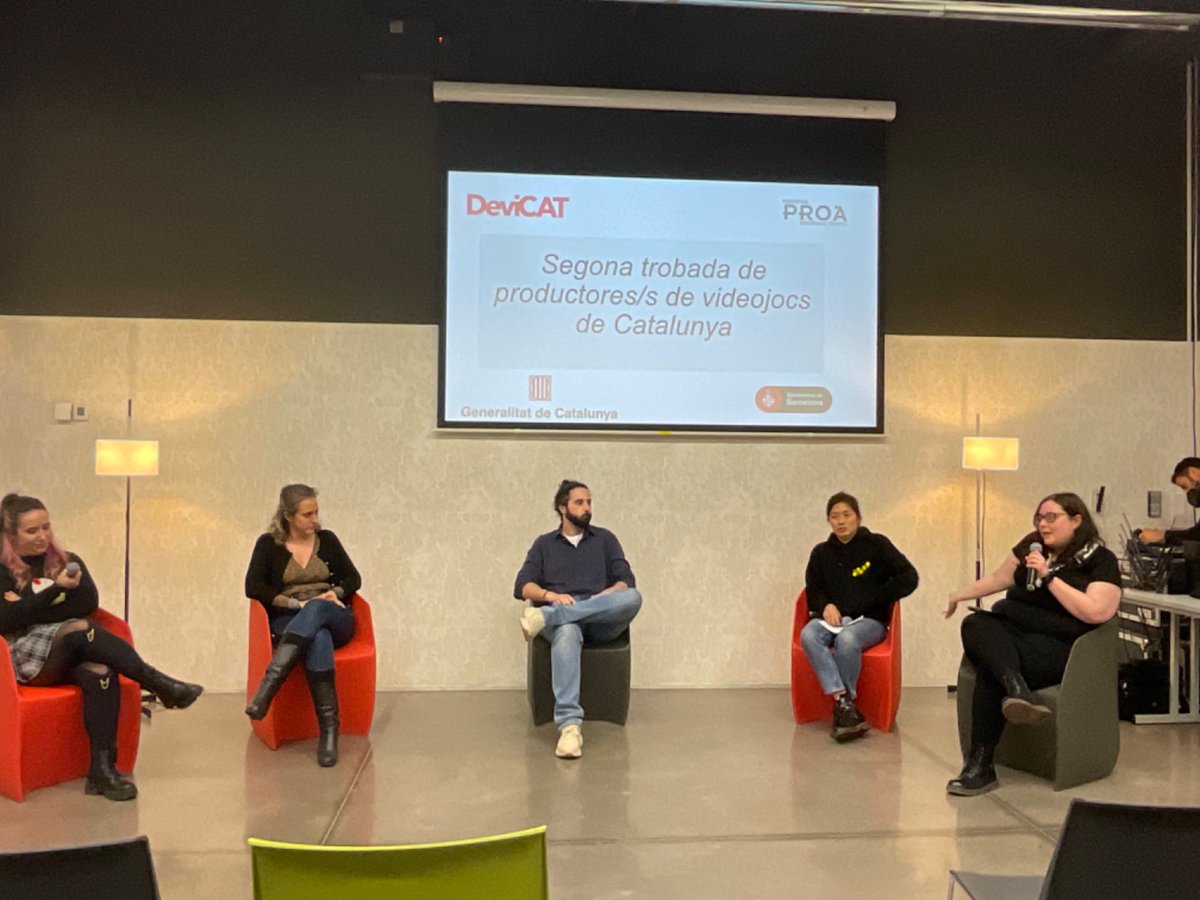 proaproductors's tweet photo. Eva Gaspar, CEO de @abylight, destaca que el objetivo del estudio sigue siendo hacer grandes #videojuegos, pero que el ecosistema catalán de la industria ha vivido un gran desarrollo en la última década.

#TrobadaDeviCAT @devicat_ https://t.co/B4NbViNTzY