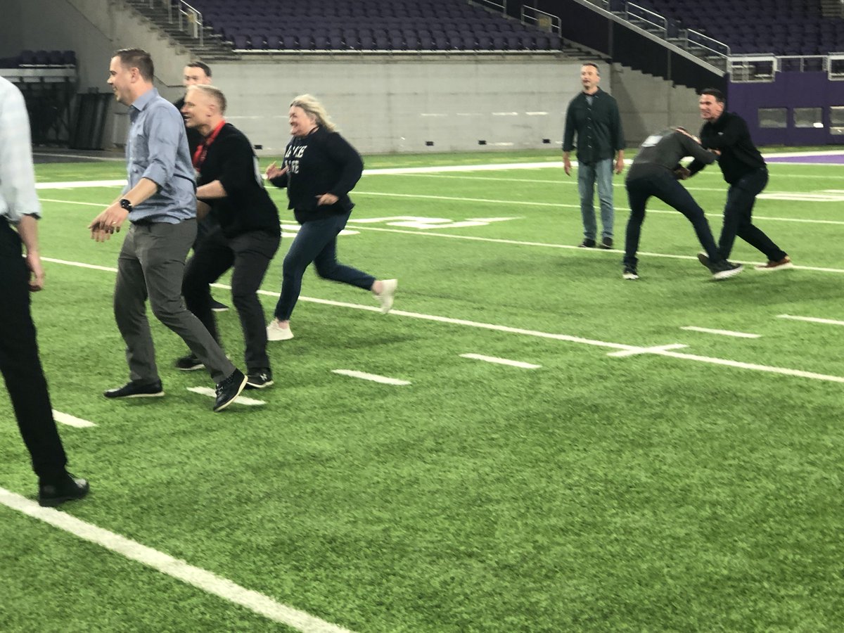 FLAGAdvantage's tweet photo. FLAG takes the field! Fabulous awards night and fun at the USBank stadium. Quite a competitive game ensued! #ThinkFoward #FLAGAdvantage https://t.co/2Iz6jvublh