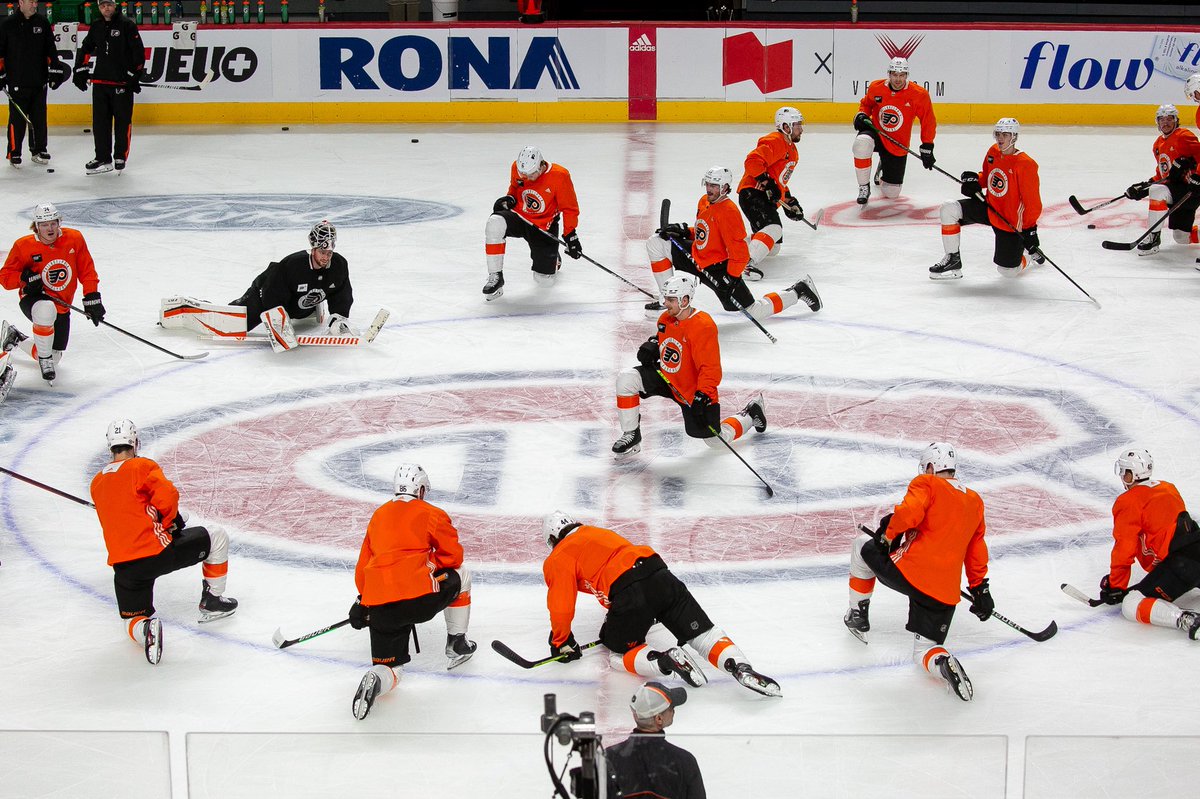 NHLFlyers's tweet photo. Welcome to the NHL, @HogbergLinus! 

#PHIvsMTL | #BringItToBroad https://t.co/534N9FtXIQ