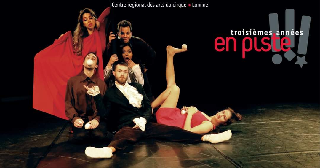 CracLomme's tweet photo. C'est la dernière ligne droite pour les troisièmes années!
Amélie, Thibault, Raphaël, Guillaume, Daira et Alessandra font leurs derniers ajustements, accompagnés par Antoine Clée à la mise en piste. https://t.co/aOYiBBcZzZ