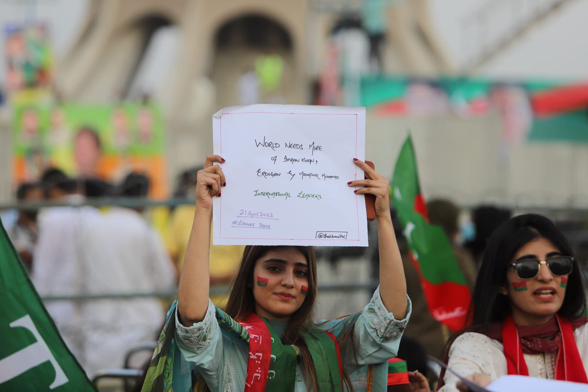PTIofficial's tweet photo. Public sentiments at the #LahoreJalsa! This Imported Government of Traitors and Criminals will never be accepted by Pakistan!  #امپورٹڈ_حکومت_نامنظور https://t.co/T5dLpl311Q