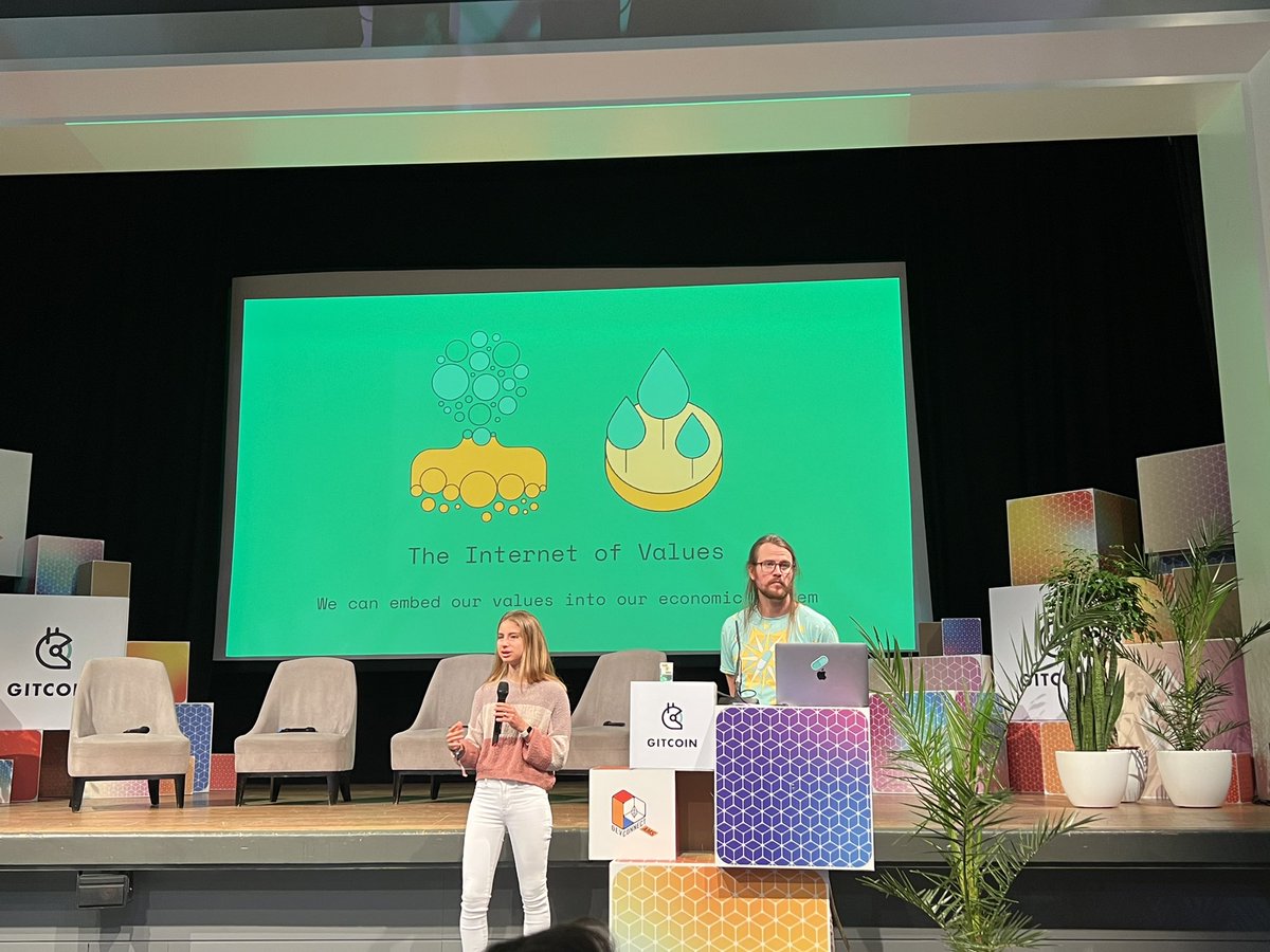 xdamman's tweet image. Ale &amp;amp; Kevin presenting ImpactDAOs, DAOs that have a positive externality in the world. 

The Internet of values: We can embed our values into our economic system. 👌  #SchellingPoint #RegensUnite