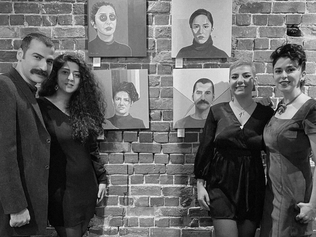 🎈🎈🎈Update🎈🎈🎈
Alright, #NFTcommunity.
We had the last SOLO exhibition on the East coast. Was a lovely gala. We said goodbye to all our friends and the art community there.
Then, we moved to🎈Toronto🎈.
🌞Gm to all of you🌞
Cheers to a new start. 

#NFTs #nftart