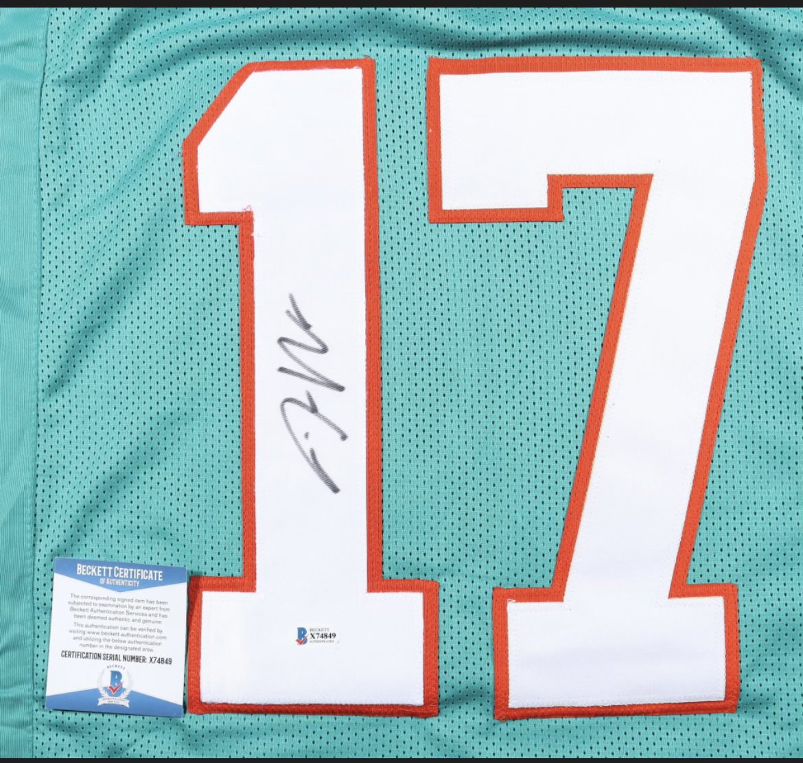 dynastymonarchy's tweet photo. 👑GIVEAWAY👑
We are giving away a SIGNED Jaylen Waddle jersey! 🐧🐬
-For 1 entry retweet this post and follow us
-For 10 extra entries sign up to @UnderdogFantasy using code: MONARCHY (DM us a picture of code entry and underdog profile)
#Giveaway #NFL #NFLTwitter https://t.co/XSRHda5Yrp