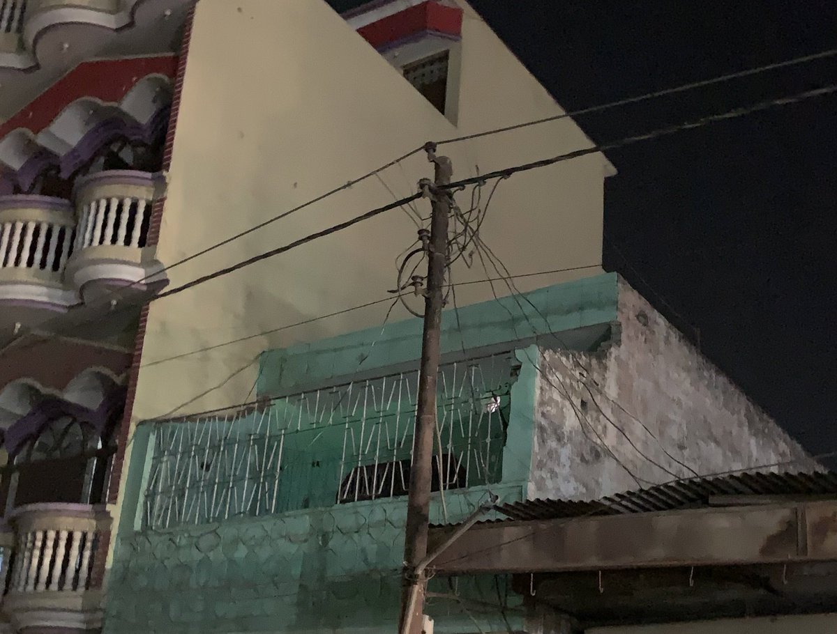 Why is this pillar without light?
Government knows, most of the accidents are due to low light. 
Why doesn't the government give focus to these things ? 
More road light means, less accidents. #Government #roadlighting
