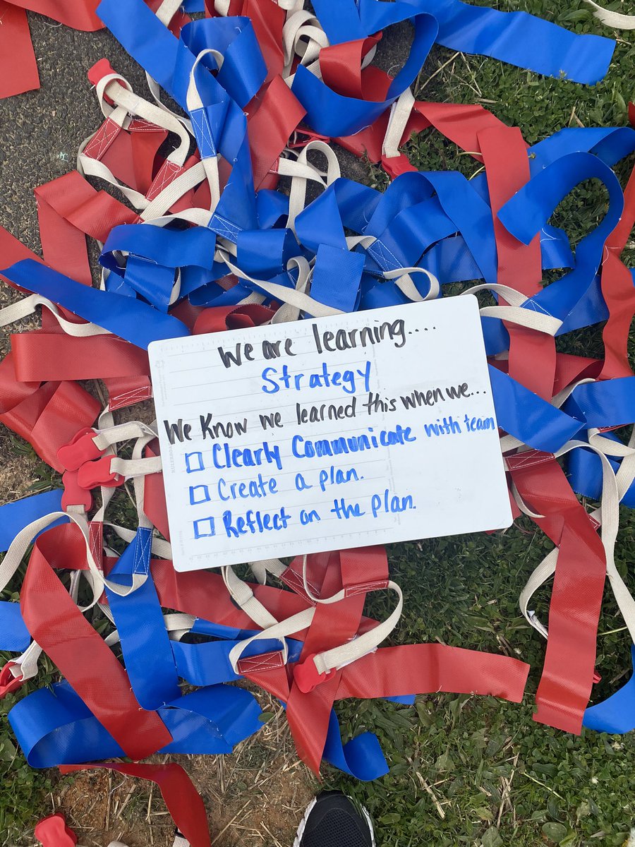 PEwithMsC_'s tweet photo. Visual Learning makes its way outside with our learning intentions and success criteria when playing capture the flag! https://t.co/SVQw1UfTkh