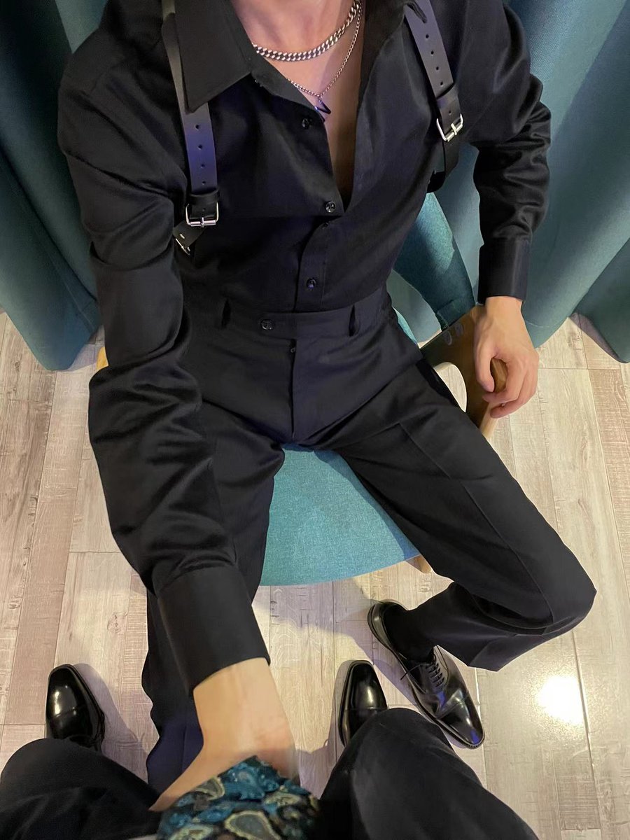 摸摸