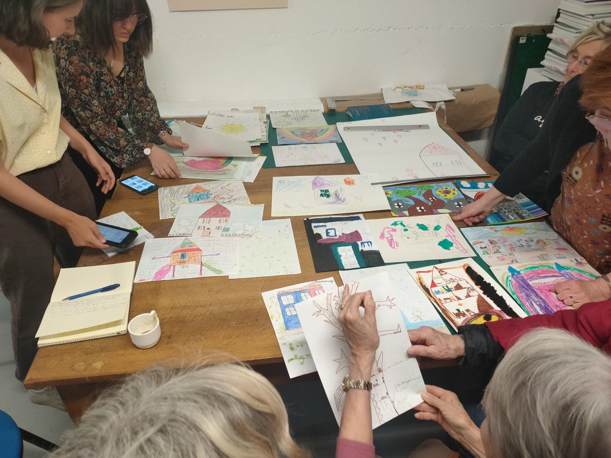 Aujourd'hui les équipes du Muz, de l'association "Sur les pas de Germaine Tortel" et du <a href="/CeeMahhsa/">MAHHSA</a> se réunissaient pour le jury du concours "Les maisons en vrai ou en rêve". Merci pour vos superbes créations !  😍 Les résultats seront pour le mois de mai ✨