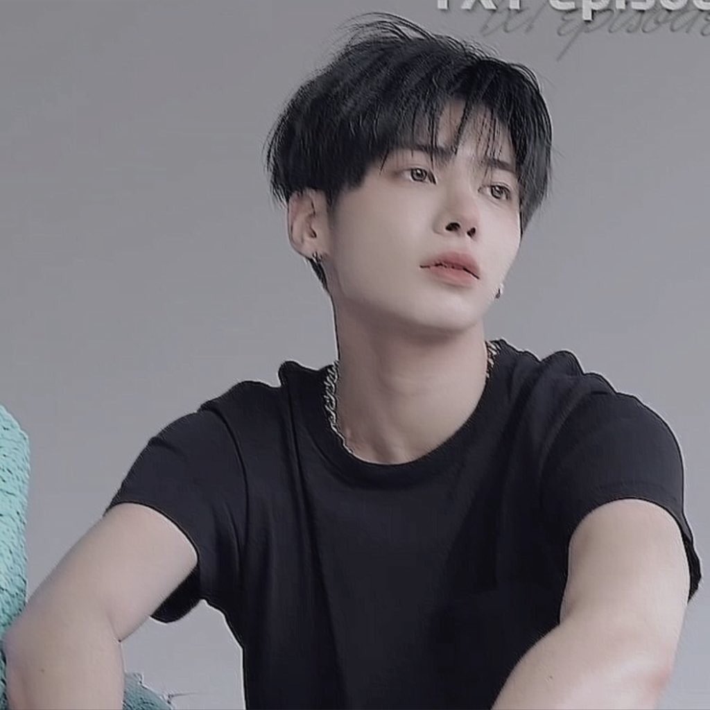 ka1zzn's tweet photo. not gonna play tricks 🃏

#MSD #MoaSelcaDay #MOASD 
@TXT_members @TXT_bighit
#TOMORROW_X_TOGETHER  
#Thursdays_Child  
#TAEHYUN https://t.co/5PcOT0By87