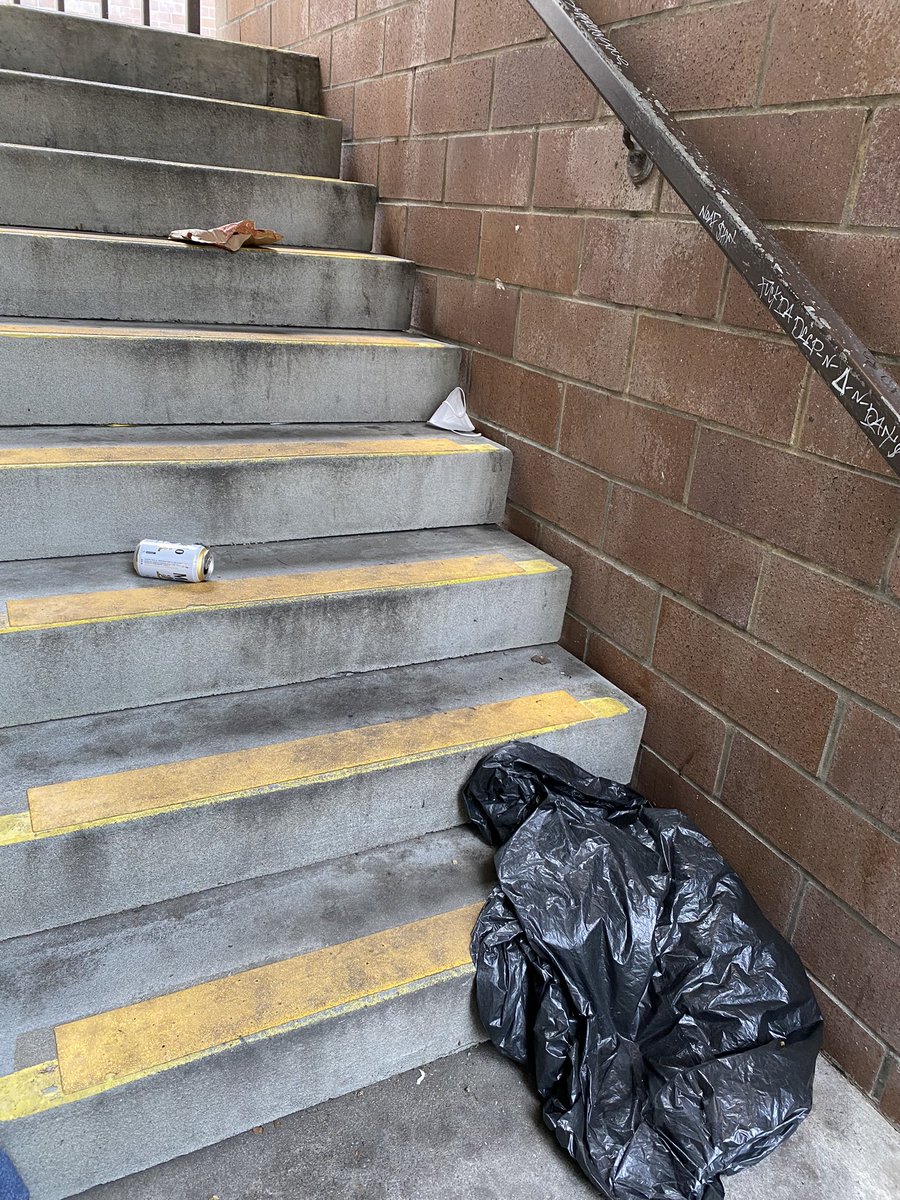 StalkingLife's tweet photo. @SFBART how many more weeks will the elevator at El Cerrito del Norte Bart be out of service? Walking through trash just to get to your car is getting old and put up an out of order sign! @KTVU @kron4news #bart https://t.co/0ZByaAAe1q