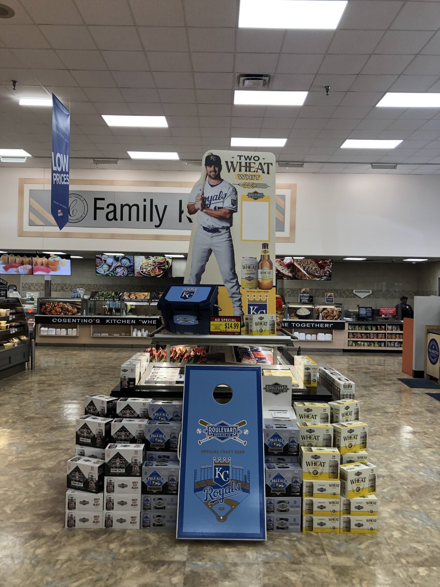 LeawoodPC's tweet photo. Leawood has 2️⃣ GIVEAWAYS: 
1. Limited Edition Boulevard Beer Cornhole Set
2. Boulevard cooler. 

Drawing is April 30th! https://t.co/TP38J89NA6