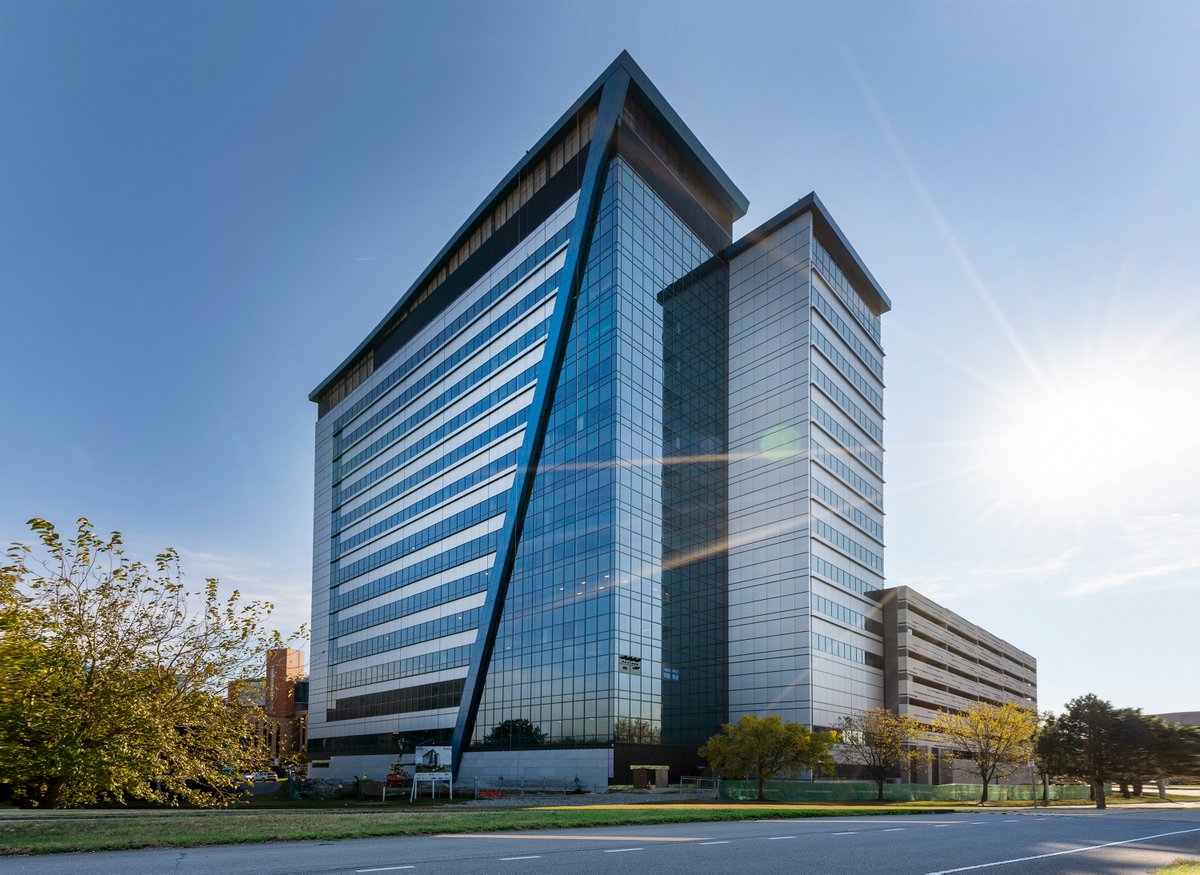 _CHKD's tweet photo. We are pleased to announce that the 14-story Children’s Pavilion will open on April 25, starting with outpatient services before launching inpatient psychiatric care later this year. https://t.co/AfR3jaLqXg