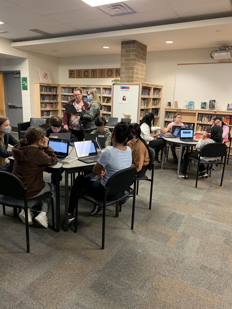 Ms__LAnderson's tweet photo. Woo! How sweet to finally be able to come together and collaborate with other classes! Let Book Club commence. 🎉 @CoulsonPS @KathrynHaney15 https://t.co/IxIKvLh2Ts