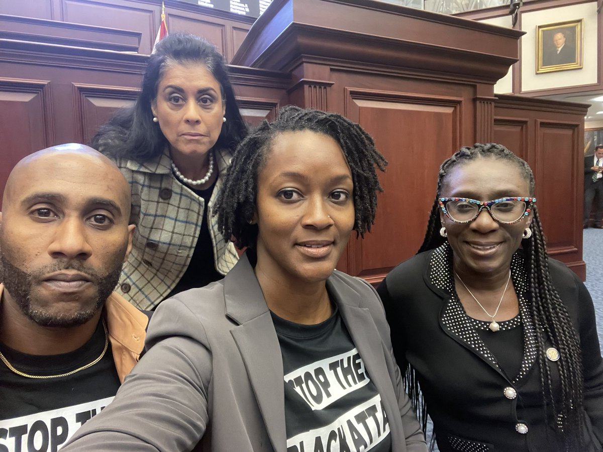 Currently occupying the Florida House Chambers Floor. This is #ThePeoplesHouse we will not stand by and allow #DeSantis to eliminate Black districts. #StopTheBlackAttacks #FairDistricts