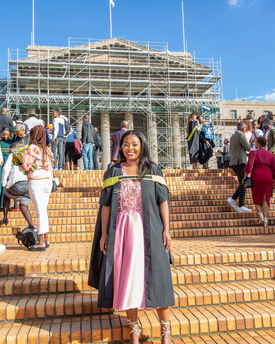 maginyaphusu's tweet photo. Wits Graduation 2022 https://t.co/fXn2fXz4f9
