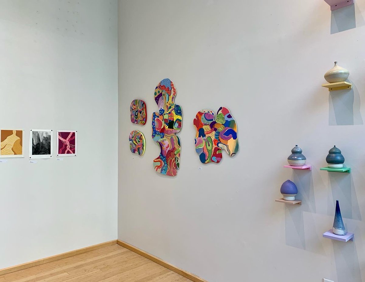 ArtsAtWCU's tweet photo. Wow! we are SO impressed by our senior artists! The BFA Senior Show is currently on display in both the Baker &amp; Knauer Galleries, and it contains all kinds of work from paintings to sculptures to digital graphics! You can support our graduating seniors Mon-Fri from 9am to 4pm https://t.co/qaejCdT2MP