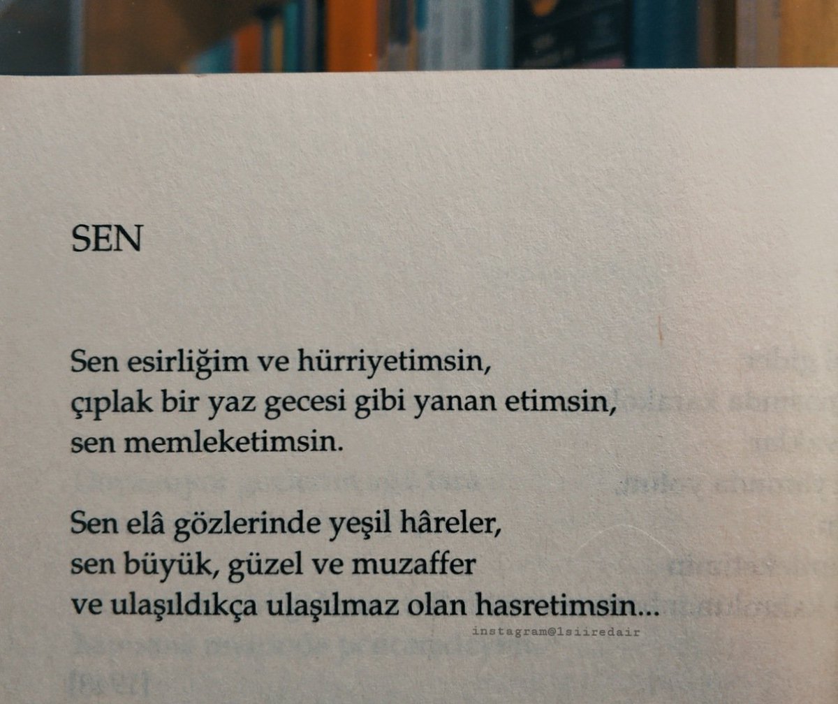 1siiredair's tweet photo. Sen esirliğim ve hürriyetimsin,
Çıplak bir yaz gecesi gibi yanan etimsin...

Nâzım Hikmet https://t.co/SJm1gQZdSG