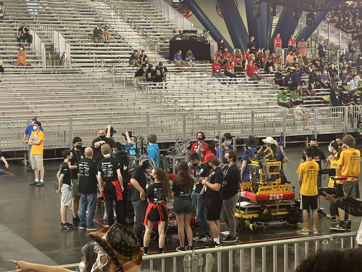 VWHSRobotics's tweet photo. 2 Matches down. The level of competition here is at a whole new level! We lost the first 2 but gained some ranking points and are strategizing to get a win in match 3. https://t.co/uDOKryLloL