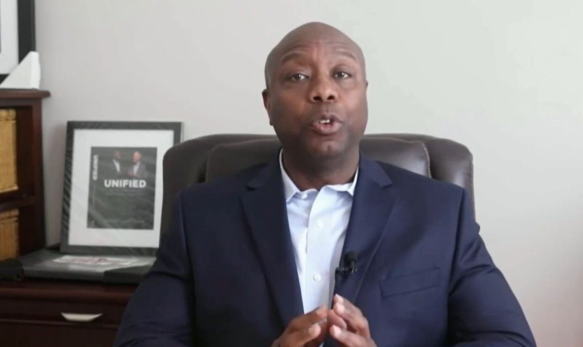 NovogradacNews's tweet photo. Opportunity zones champion @SenatorTimScott tells #NovocoOZ attendees how well the incentive is working and vows to work with colleagues to create improvements. https://t.co/BDYv4vDRkB