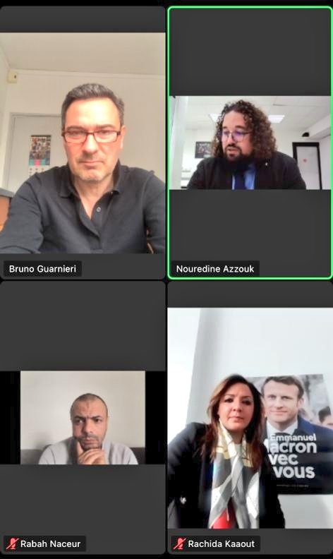 #electionpresidentielle2022 
<a href="/AQuartiers/">#ActionQuartiersLREM</a>
Qu’ils soient courtisés ou montrés du doigt, les habitants des quartiers sont au cœur de la campagne présidentielle. 
Merci à <a href="/SelmaRovini/">SELMA R</a> <a href="/CamilleBuard/">camille</a> <a href="/Jaafar_Greinch/">Jaafar Greinch</a> <a href="/nouredineazzouk/">Azzouk Nouredine</a> Et aux citoyens connectés pour ces riches échanges🙏🏻