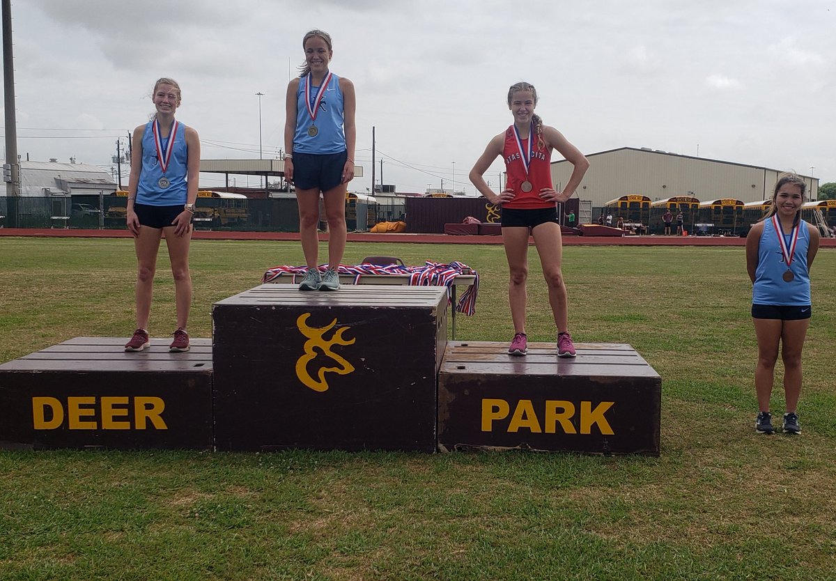 kingwoodxctf's tweet photo. All three Kingwood 2 milers qualify for the regional meet! https://t.co/4IwoNVQGaR