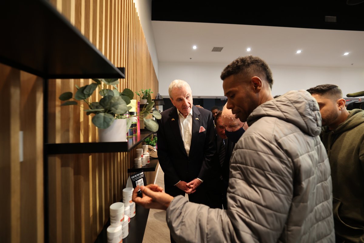 GovMurphy's tweet photo. Just toured Zen Leaf in Elizabeth – one of several facilities across the state now selling cannabis to adults ages 21+. 

We’re leaving behind the practices that led to the incarceration of countless people of color and embracing the opportunities of a regulated adult-use market. https://t.co/C1K4pLdXmT