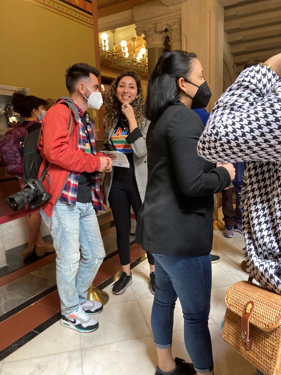 AFSCMECT4's tweet photo. More from inside the #CTStateCapitol, from our lobbyist Meagan Balducci https://t.co/U9AyWD07bm