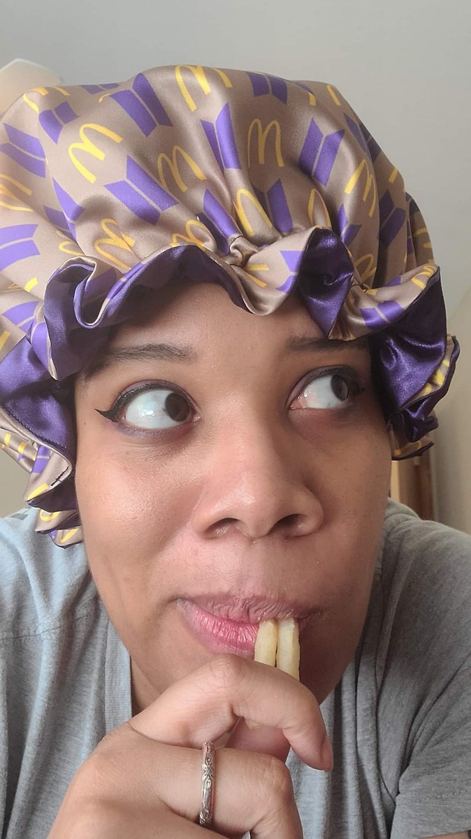 Socially Distanced Deity tweet media