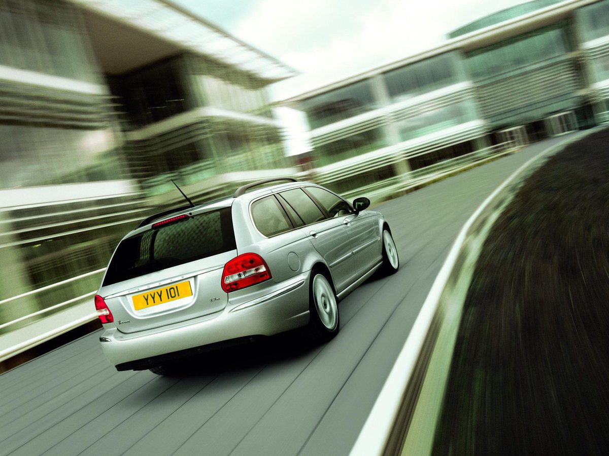 We’re looking for an early X-TYPE estate 2.0 diesel for a future feature in JW. If you own such a car and would like help please email jwm.ed@kelsey.co.uk #Jaguar #XTYPE