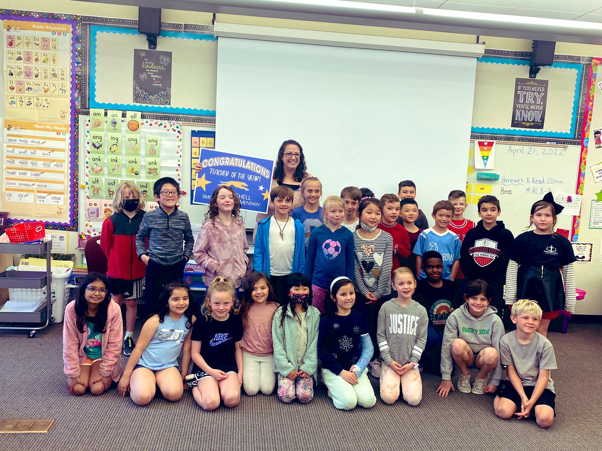 SmokyRow1's tweet photo. Congratulations to our Smoky Row Teacher of the Year, Patsy Schell &amp; our Support Staff of the Year, Bri Gomez! ❤️ We love you both! So deserving of this award. 🚀 @SchellStars https://t.co/hUY2ZkSlkN