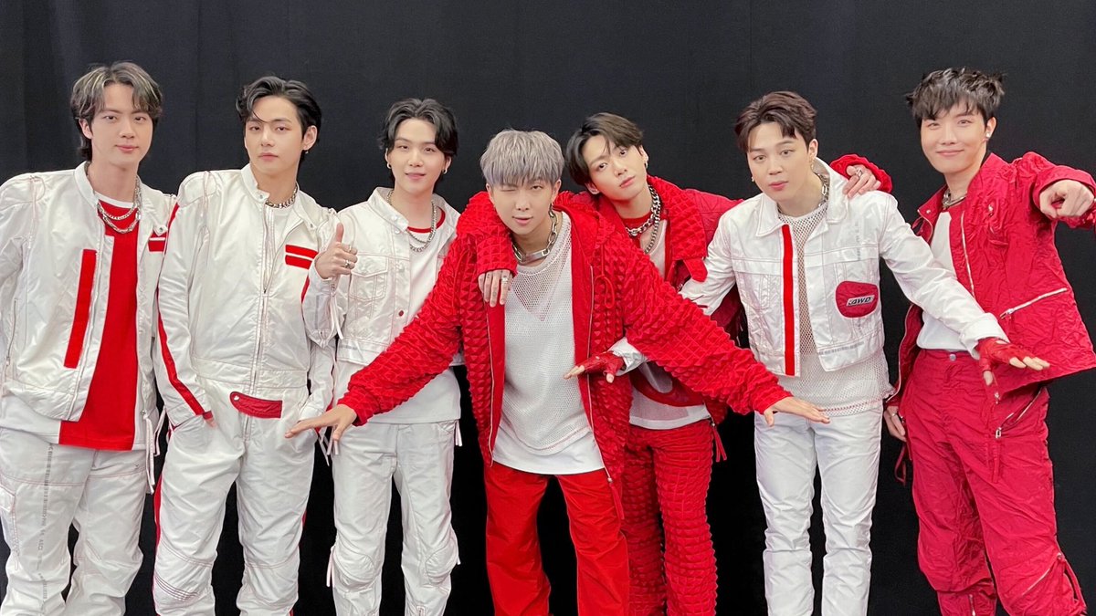 updatecharts's tweet photo. ORGULHO DA NAÇÃO! BTS gera cerca de 10 bilhões de dólares para a economia da Coreia do Sul, com apenas 10 shows no país, aponta o Instituto Coreano de Cultura e Turismo. https://t.co/WojR3sa62G