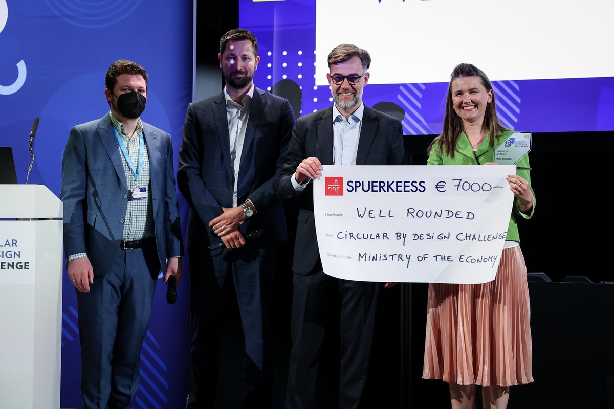 Luxinnovation's tweet photo. 🏆 And the #award for the best #FashionDesign project goes to #WellRounded 👏👏👏👏

Prize partners: Ankaa project / Poly Global Advisory / @MinEcoLux / @gener8tor / @LuxCityIncub

#CircularbyDesignChallenge https://t.co/rP6yldDR9x