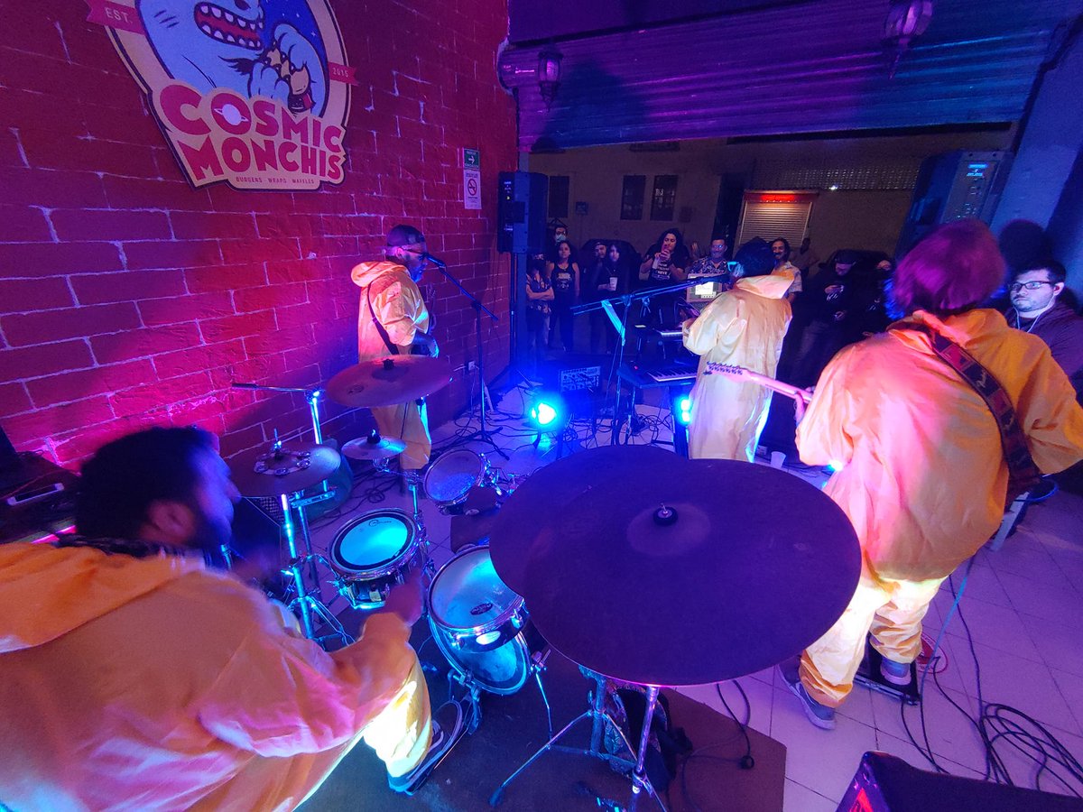 Nos vemos el 28 de abril Mérida Yucatán  Local de Alarifes. Show con <a href="/cardieltheband/">CARDIEL</a> y <a href="/elefangsmx/">Elefangs</a> .
#Rock #stoner #psicodelia #tropical.