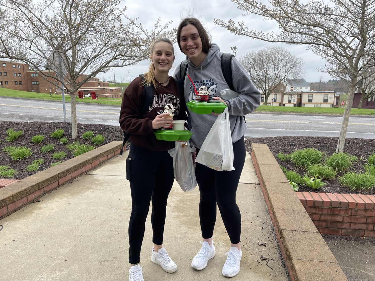 Robert Morris University tweet media