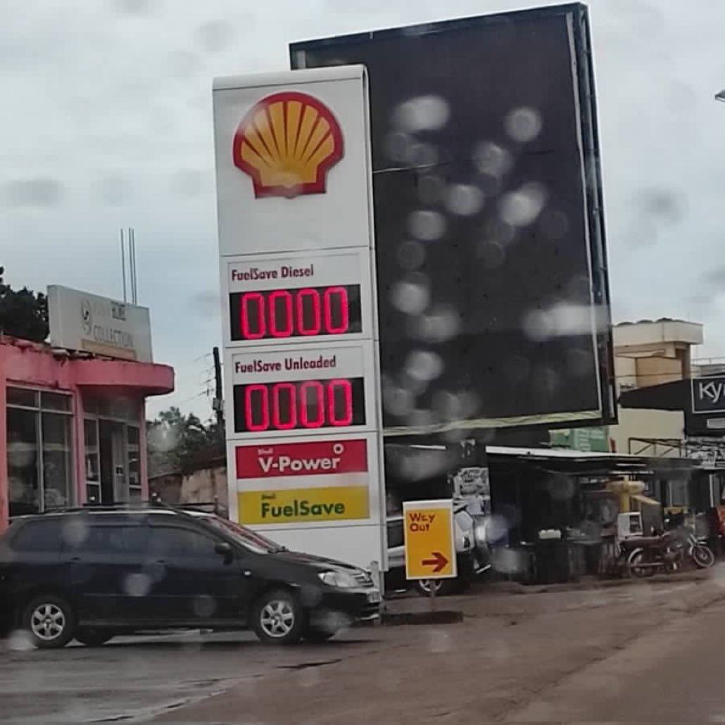 MukisaPaul's tweet photo. I saw this on someone’s wall mbu fuel price has finally fallen loi https://t.co/mbJ3waM9F5