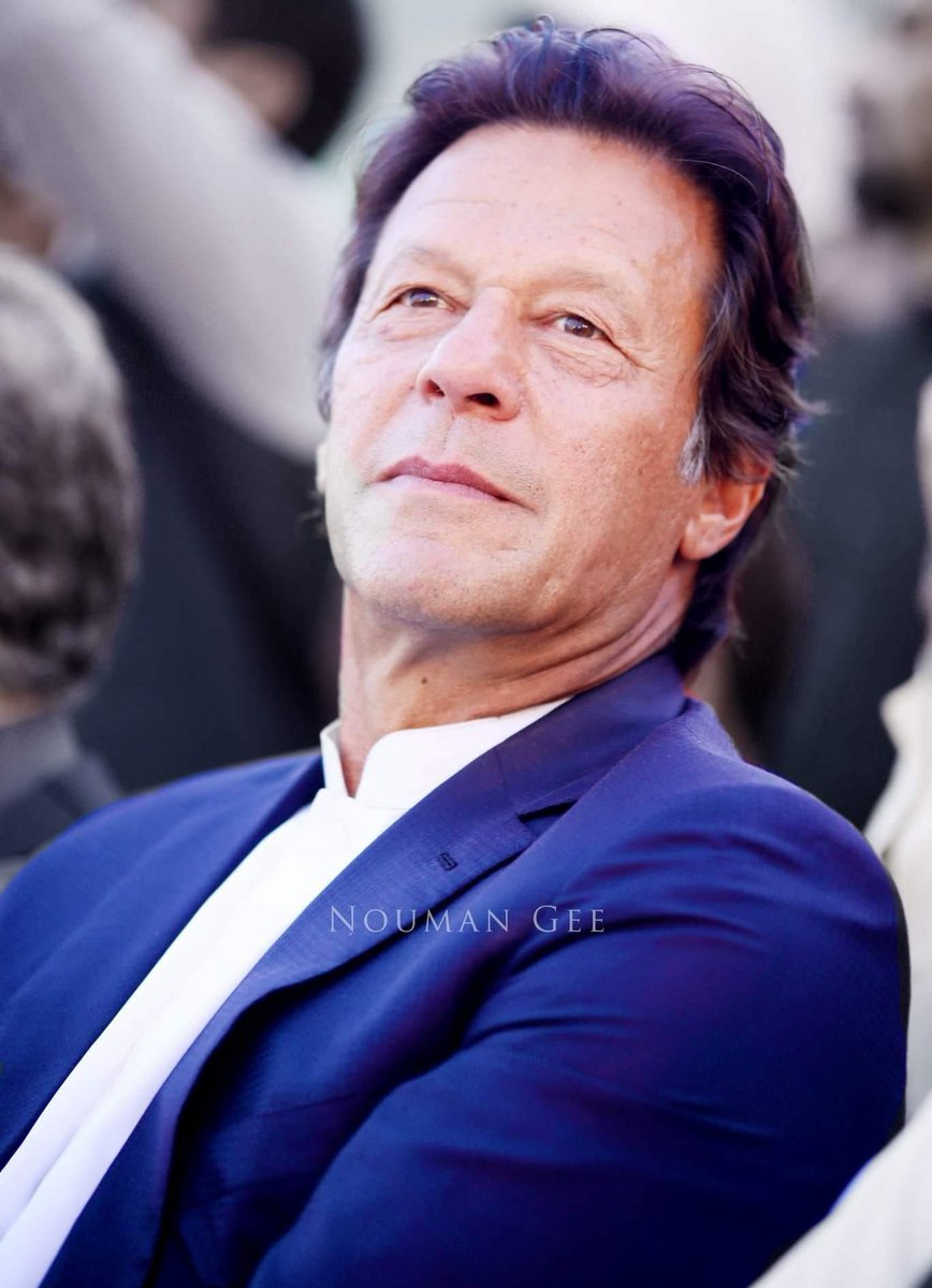 HayatIrram's tweet photo. It’s the last decisive battle, it's just
#PTI against 13corrupt parties 90% of the sold-out media. Establishment Bureaucracy Judiciary & #USA That’s the strength of #ImranKhan he got every rat out of its hideout to expose the real face of rats. #GateNo4
#امپورٹڈ_حکومت_نامنظور https://t.co/UIKphrMygn