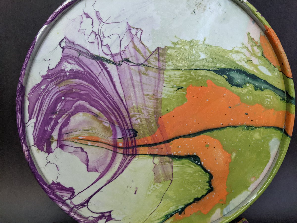 LClarkLSEarts's tweet photo. We tried hydro dipping in 4th grade and repurposed some instruments as part of an integrated unit on waves. These pieces will be available at our upcoming silent auction! #hydrodipping #recycleart #waves @LSEArts @cpsfinearts @CPSScience @donohoLSEArts @GuiseLSEArts @HelmLSEArts https://t.co/WYZuLJ3Xeh