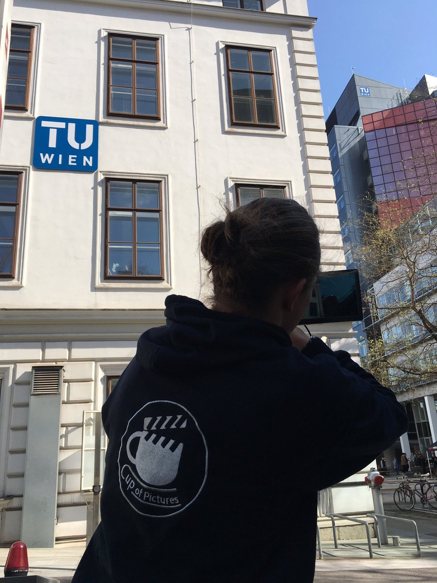 Finally #Vienna ! Open house at <a href="/tu_wien/">TU Wien</a> and impressive demonstration of <a href="/ChemieOnTour/">ChemieOnTour</a> …! thanks to <a href="/MundryPiet/">Cup of Pictures</a> as very flexibel Camera Operator - Great Job!