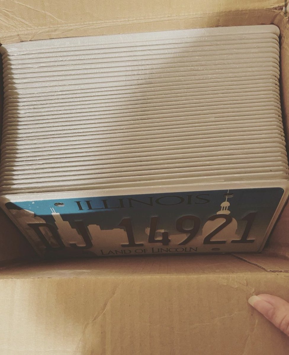 PremierAutoTag's tweet image. Our business is EXPANDING ! No better feeling !! We are now doing Illinois plates in house :) reach out today so we can help you out !! #Automotive #premierautotag