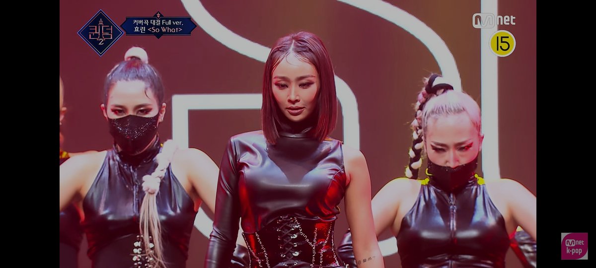 5OYOUS's tweet photo. HER LITTLE SMILE AT THE END IM SO PROUD OF HER <333 https://t.co/woh7I0aX4O