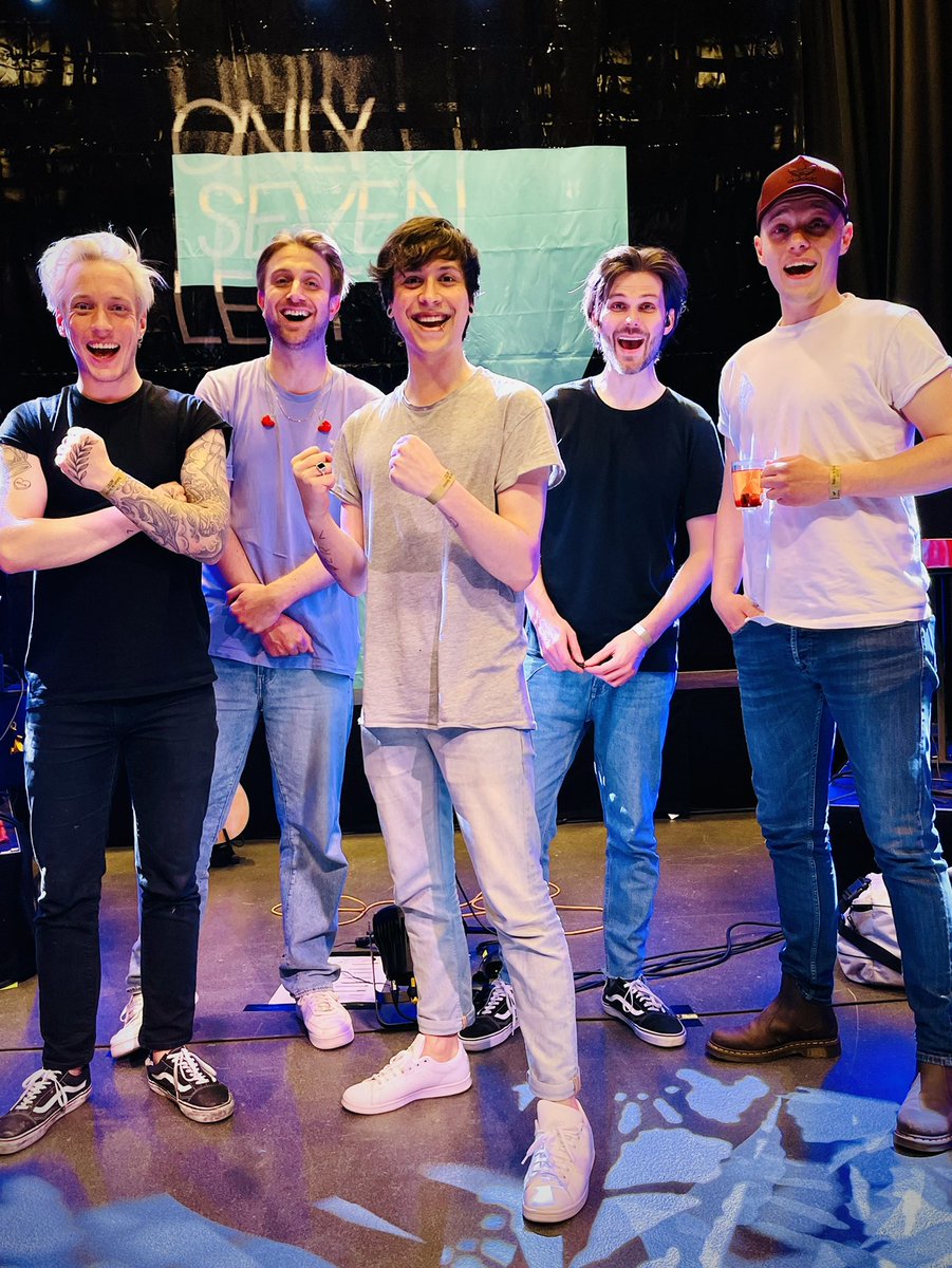 HET GAAT GEBEUREN!! Vanavond onze eerste show in 7,5 jaar! 🤯😃 Wie is erbij??